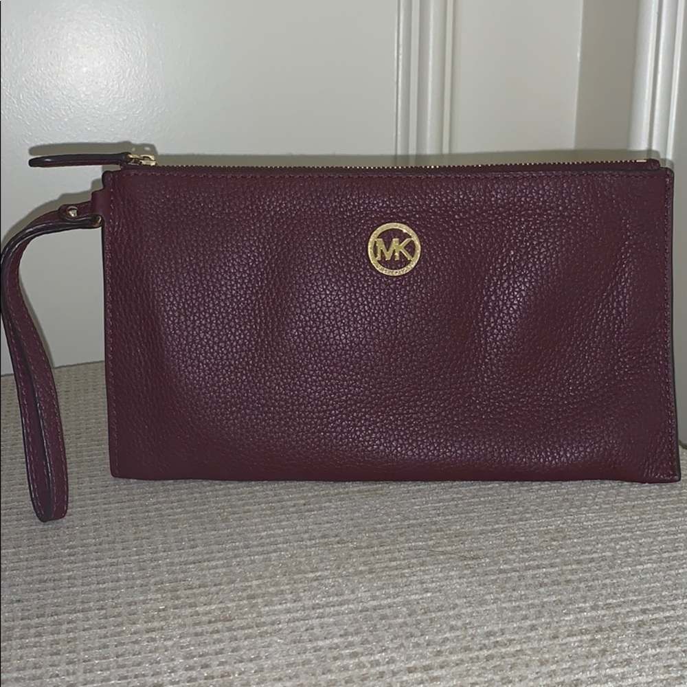 Michael Kors Wristlet